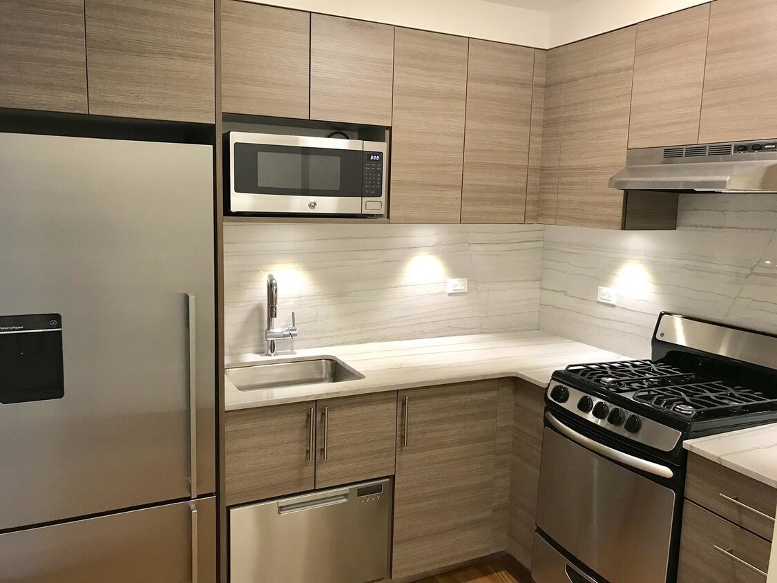 Foto principal - 400 E 57th St