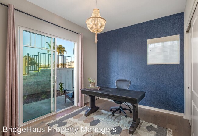 Foto del edificio - 4 br, 3 bath House - 1440 Mackinnon Ave