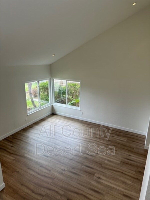 Building Photo - 17962 Wellbank Ln