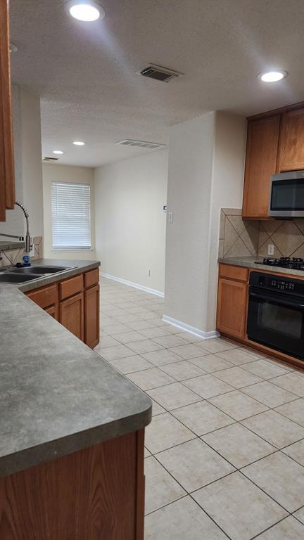 Foto del edificio - 12538 Blinnwood Ln