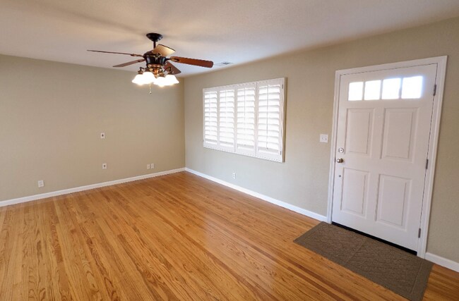 Building Photo - 7674 Millbrook Ave