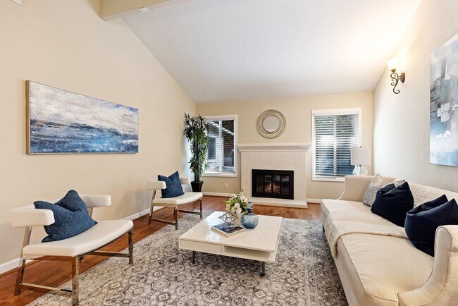 Foto del edificio - Beautifully remodeled 4-bedroom Weibel home