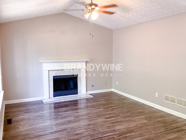 Building Photo - 107 Lake Terrace