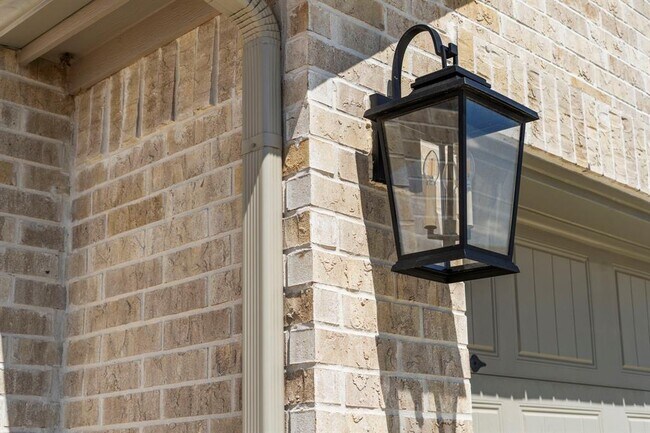 Foto del edificio - 16323 Rock Hollow Bend Ln