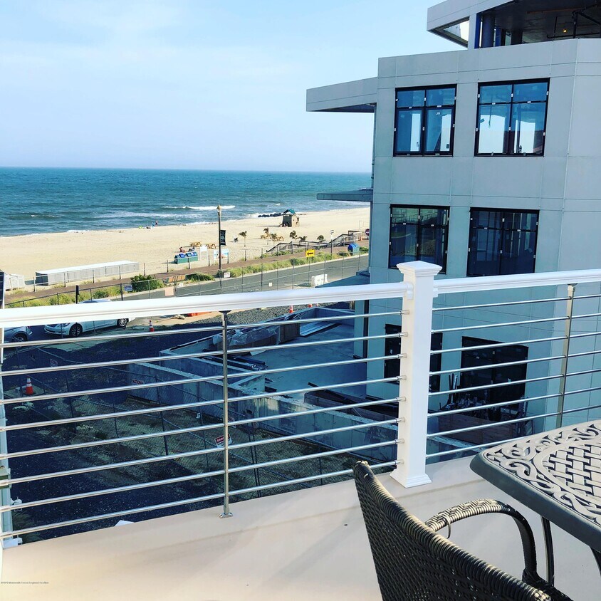 Foto principal - 295 Ocean Blvd