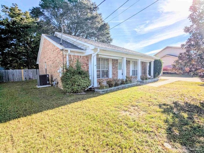 Building Photo - 512 Quail Nest Ln