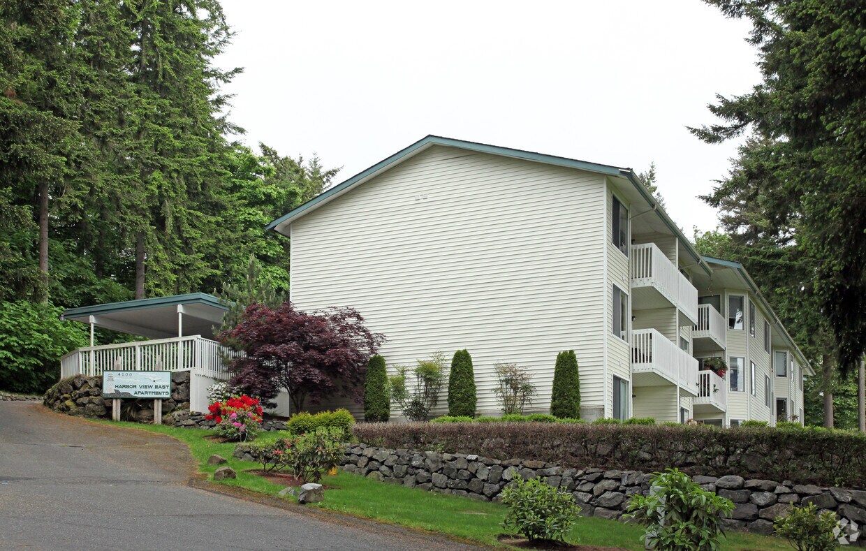 Harbor View East Apartments Gig Harbor, WA
