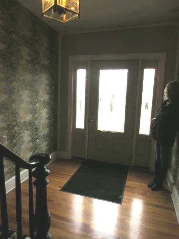 Building Photo - 39 Fairview Ave