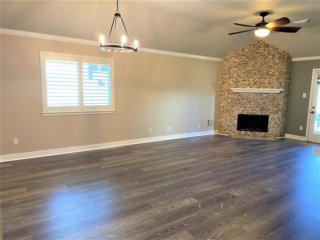 Foto del edificio - 15122 Red Cedar Cove Ln
