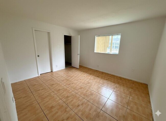 Foto del edificio - 7701 SW 10th St