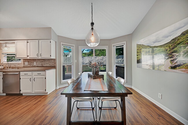 Dining Room - 638 Copperfield Dr