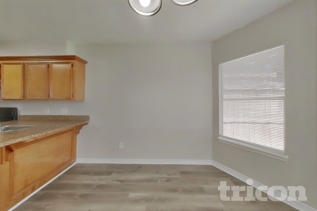 Building Photo - 13311 Danshire Dr
