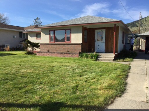 Primary Photo - 1315 Peosta Ave