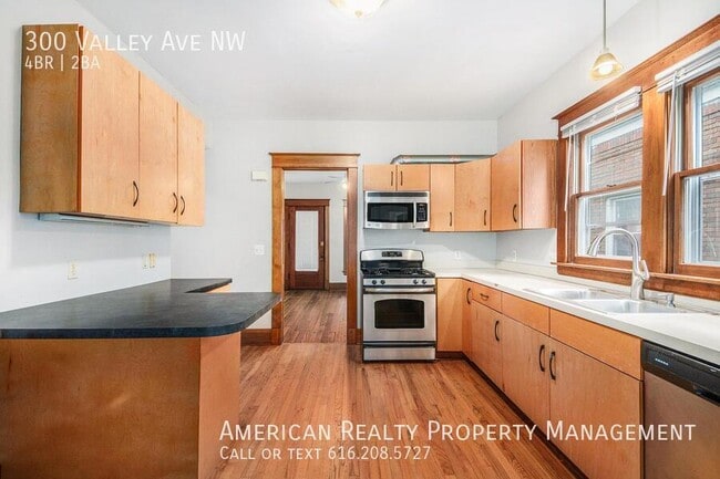 Building Photo - 300 Valley Ave NW