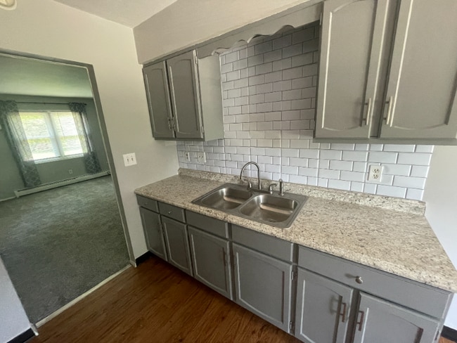 Building Photo - 3989 S Schenley Ave