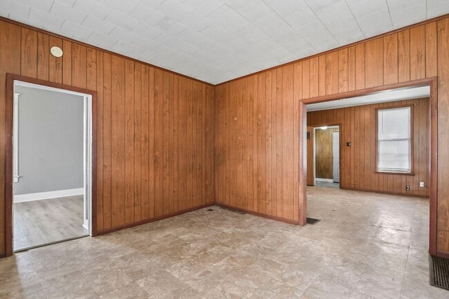Foto del edificio - 1130 E Cedar St