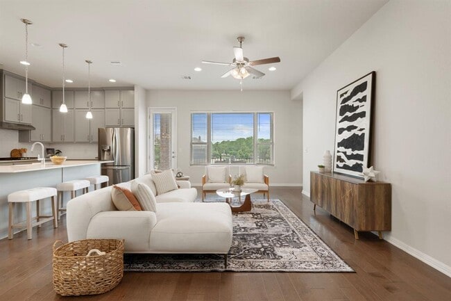 Foto del edificio - 1416 Reprise Bnd