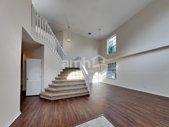 Building Photo - 1749 Oak Grove Chase Dr