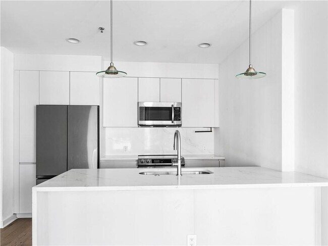 Foto del edificio - 943 Peachtree St NE