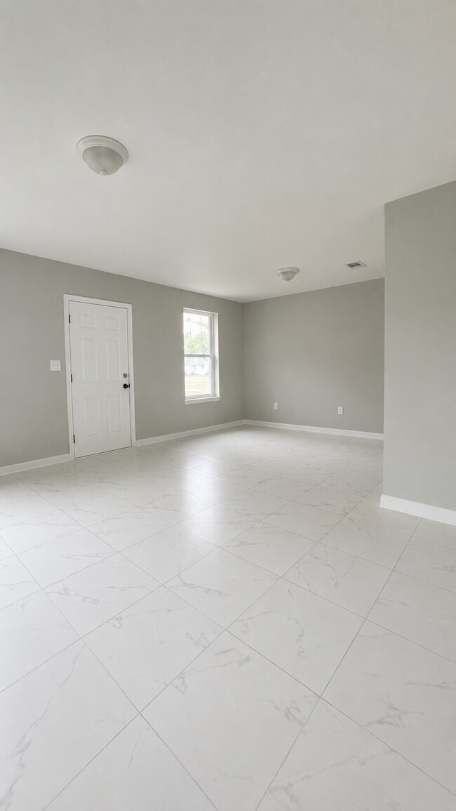Building Photo - 4717 NW 168th Ter