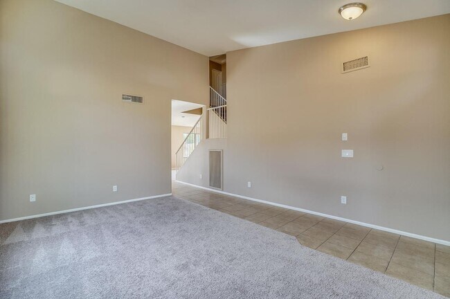 Foto del edificio - Coming Soon! 4 bed 2.5 bath house in Circl...