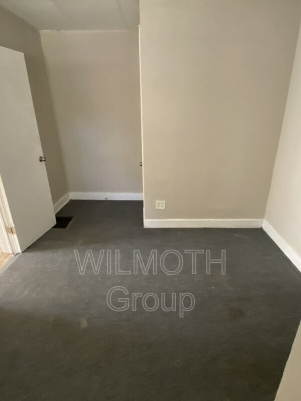 Building Photo - 520 N Moreland Ave