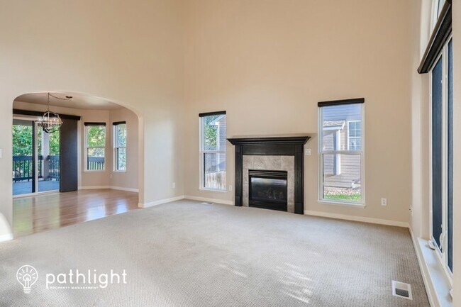 Foto del edificio - 330 53rd Ave Ct