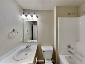 Building Photo - 7928 161st St Ct E