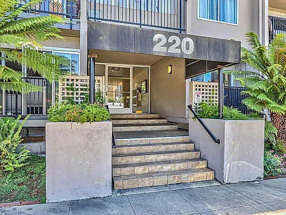 Foto del edificio - 220 Atlantic Ave