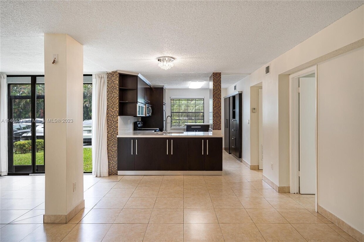 Primary Photo - 3553 Magellan Cir