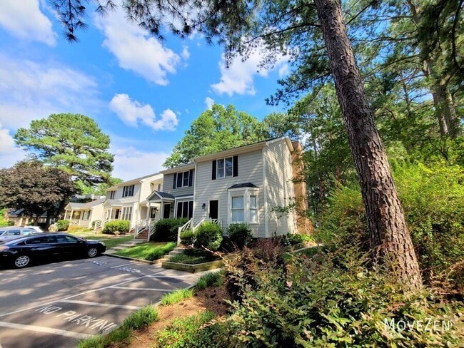 Building Photo - 5622 Darrow Dr