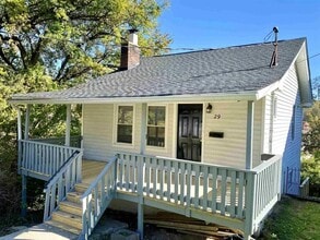 Building Photo - 29 Summer Hill Ave
