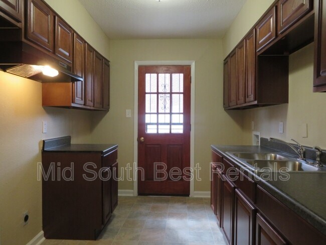 Foto del edificio - 3195 Ashwood St