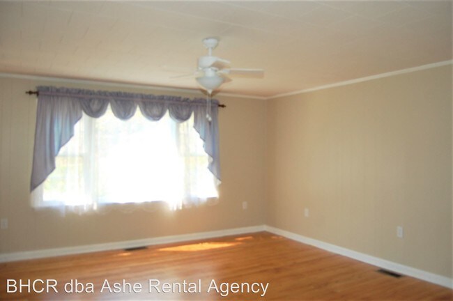 Building Photo - 2 br, 1.5 bath House - 2378 Smithey Rd