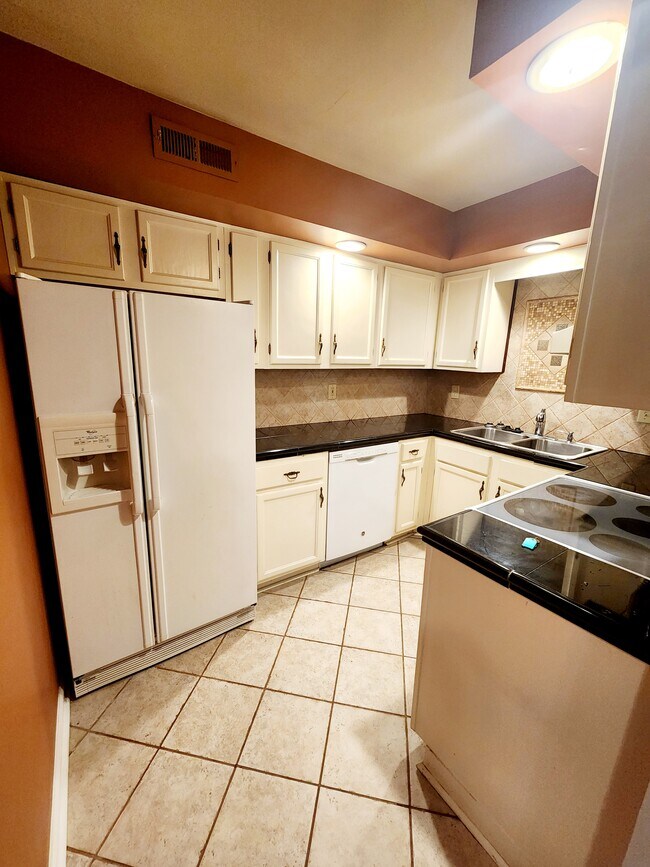 Foto del edificio - 2859 Wynterhall Rd SE