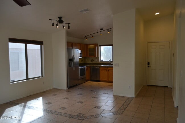 Building Photo - 1949 S Silver Dr