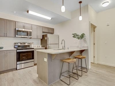 Primary Photo - Stunning 1, 2, and 3 Bedroom Apartment Hom...