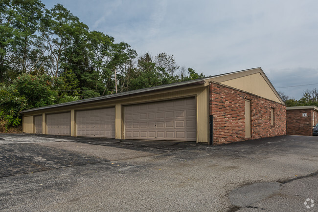 Garage Parking - Integrity Chardon / Maple Ridge Apartments