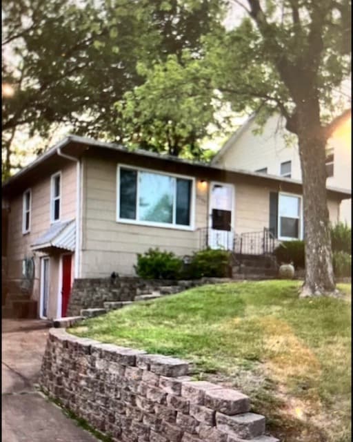 Primary Photo - 1135 Harwood Rd