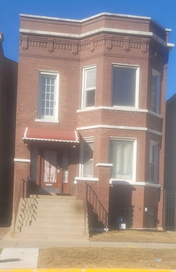 Building Photo - 1528 E 72nd St