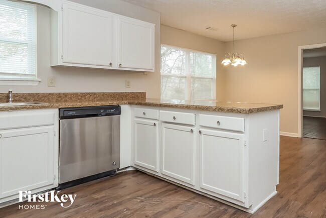 Foto del edificio - 8442 Glendevon Ct