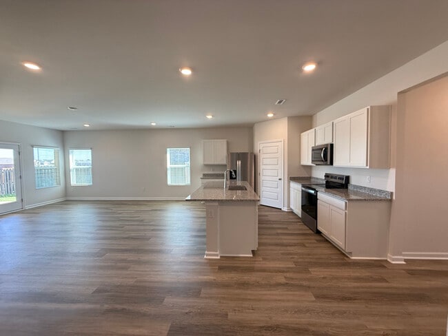 Building Photo - 157 Keller Dr