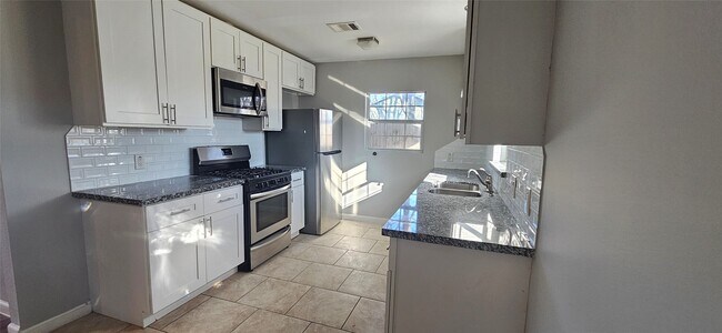 Foto del edificio - 2914 Staples St