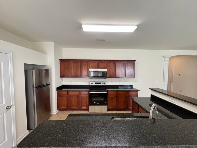 Foto del edificio - 6718 Sequoia Hills Dr