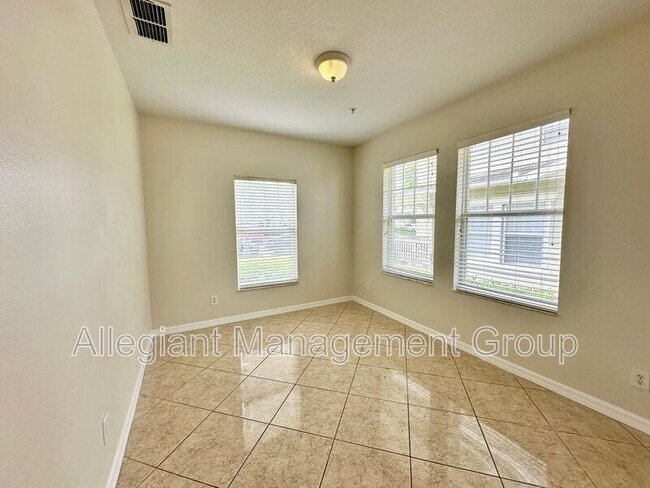 Building Photo - 2046 Cypress Bay Blvd