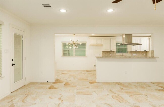 Foto del edificio - 5807 Boyce Springs Dr