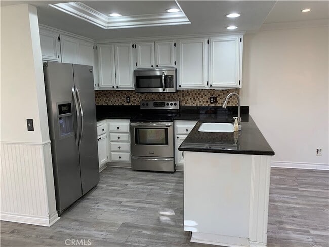 Building Photo - 24862 Vista Rancho