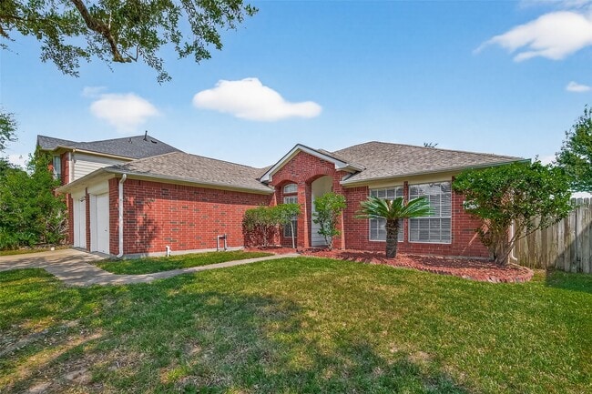 Foto del edificio - 1927 Blooming Park Ln