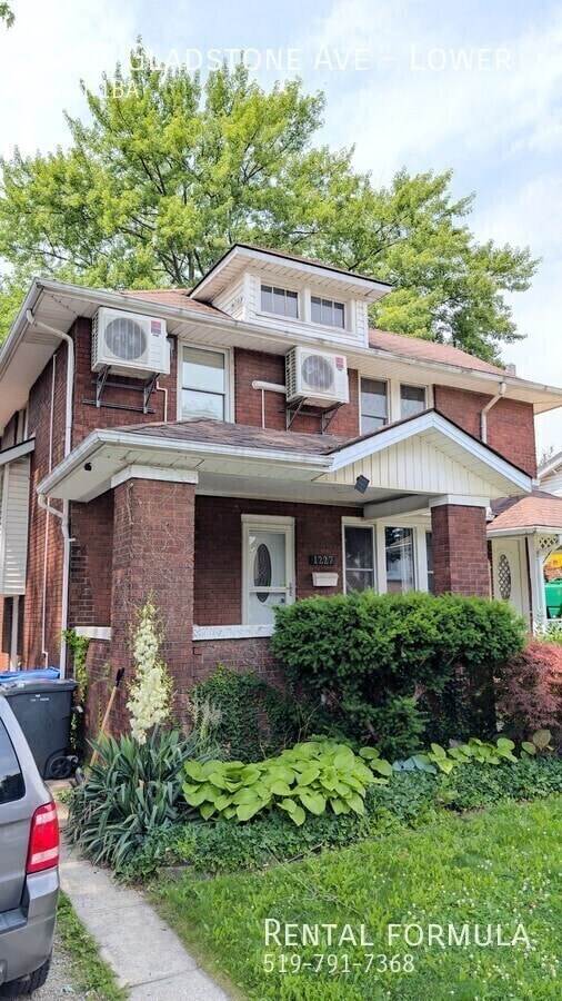 Building Photo - 1227 Gladstone Ave
