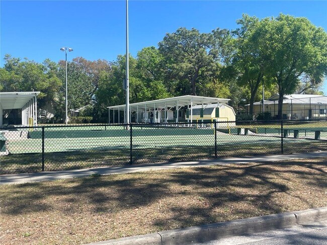 Building Photo - 456 W Minneola Ave